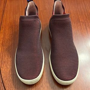 Rothy’s The  Chelsea  berry lattice high top sneaker size 10.5